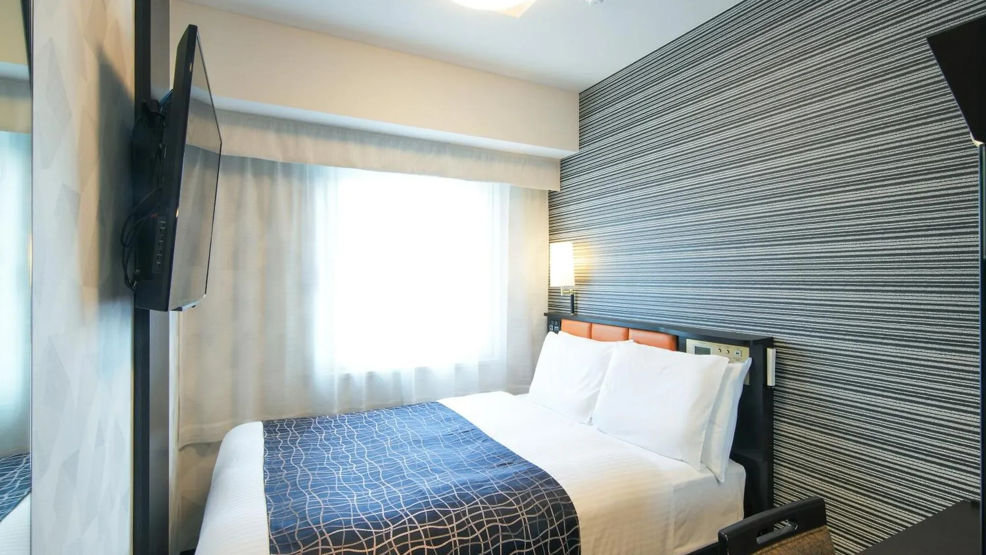 Apa Hotel Higashi Umeda Minami Morimachi Ekimae Осака Япония